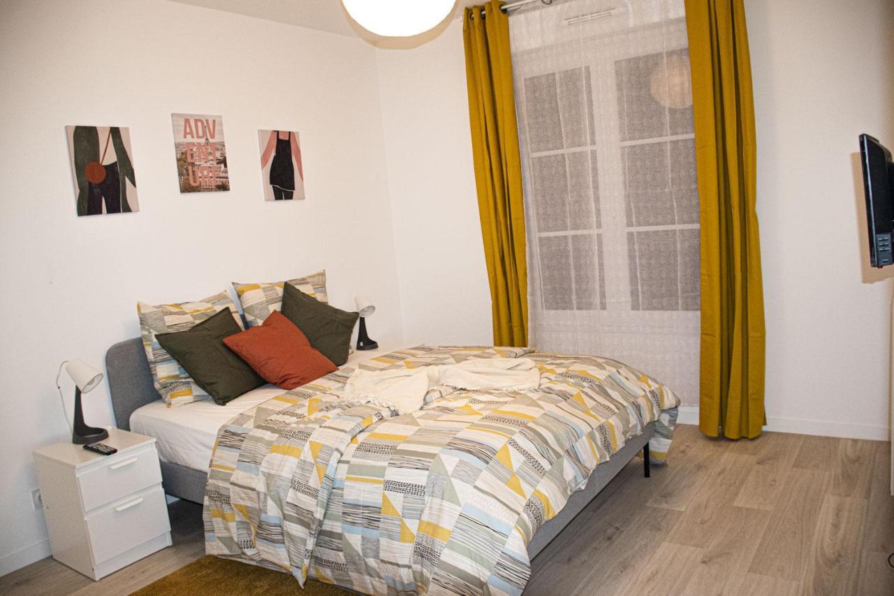 Superbe Appartement Entre Paris Et Disneyland Gagny Eksteriør bilde